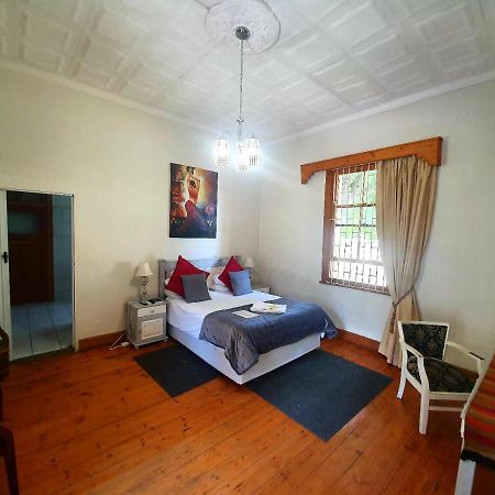 Castello Guesthouse Vryburg Екстер'єр фото