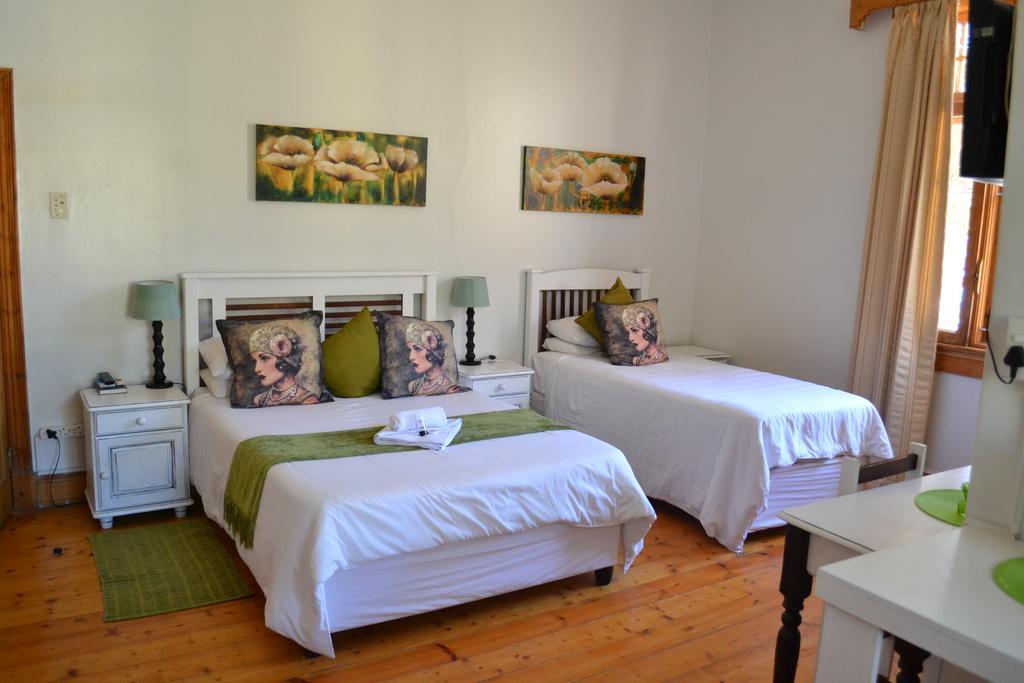 Castello Guesthouse Vryburg Екстер'єр фото