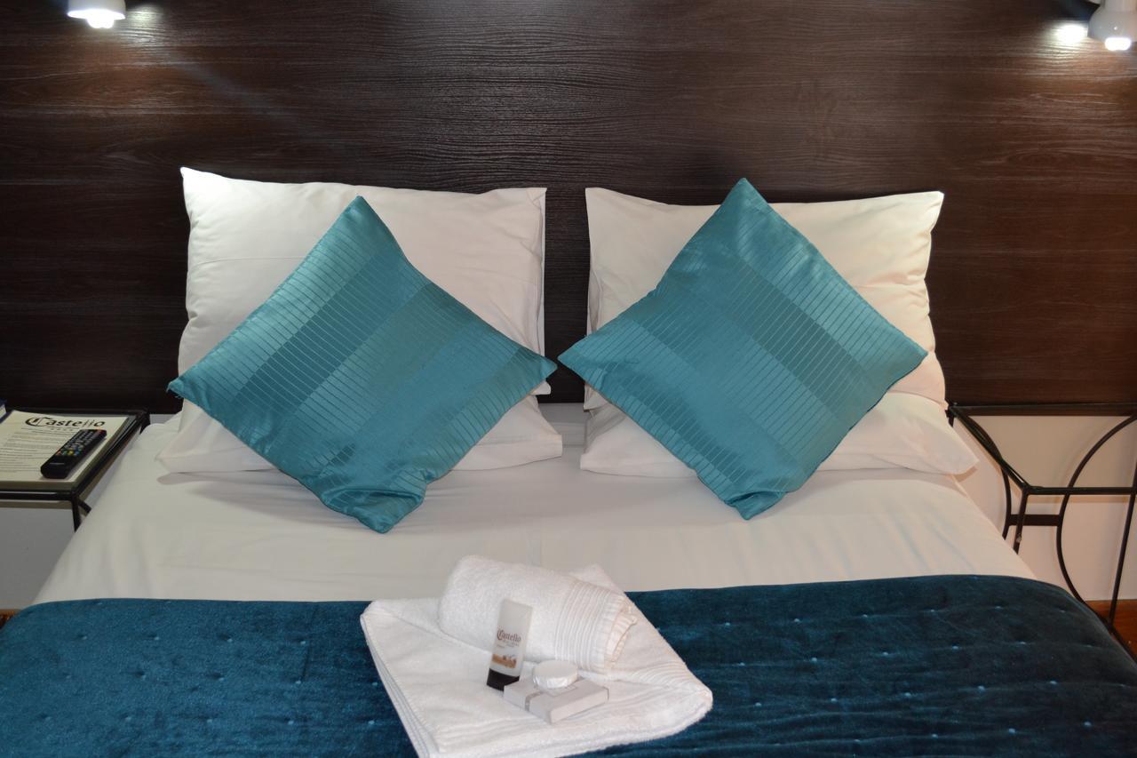 Castello Guesthouse Vryburg Екстер'єр фото